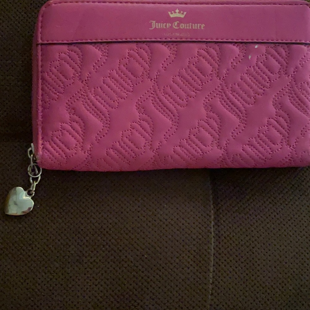 Juicy Couture pink wallet
